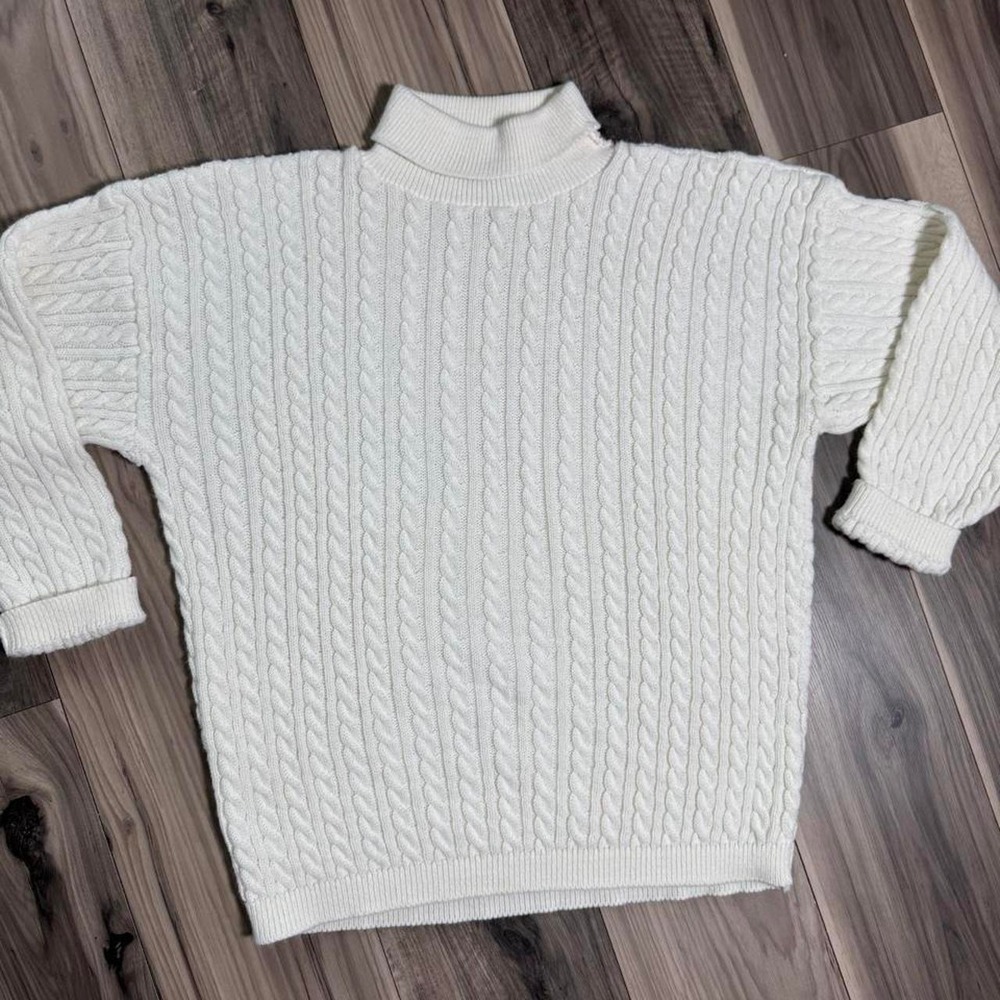 Glamour Knit Cream cable knit acrylic sweater